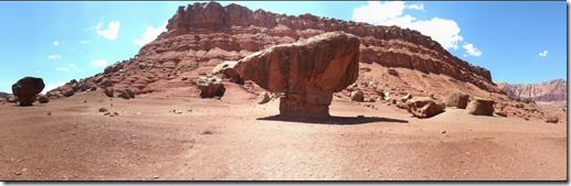 On of the amazing balanced rocks along Lee’s Ferry Road in Glen Canyon